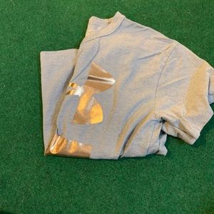 Under armor shirt